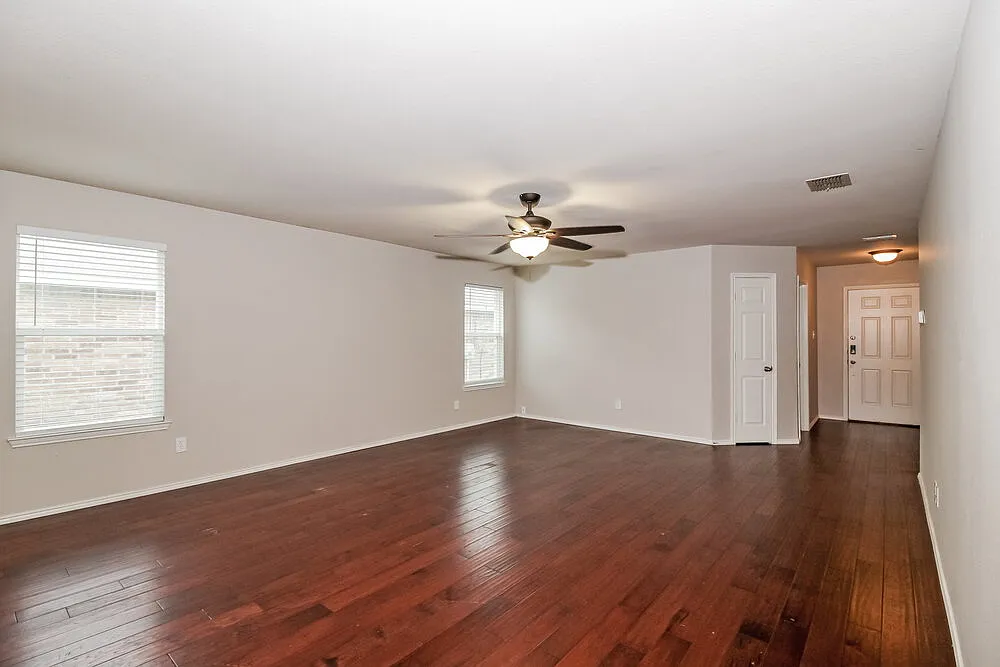 3 bed, 2.0 bath, 1647 sqft, $1,775 — Photo 4