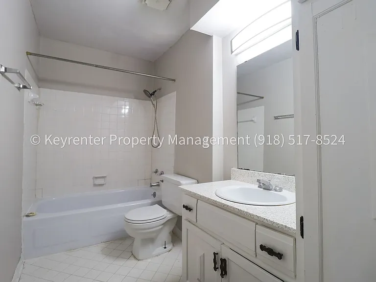 4318 E 67th St #571 — Photo 10