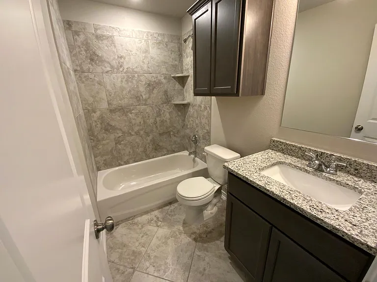 5208 Leaning Tree Dr — Photo 20