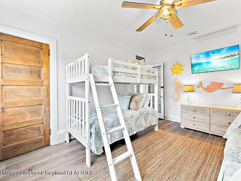 27 Shrewsbury Dr — Photo 40