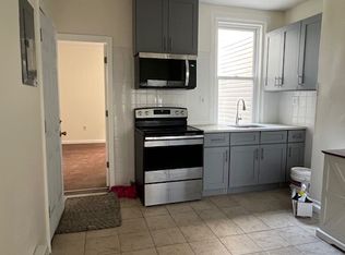 1025 Mount Vernon St #2F, Philadelphia, PA 19123