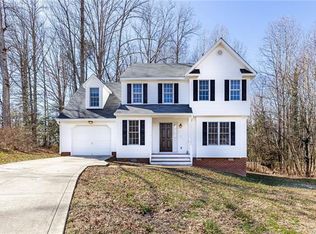 10130 Wood Vale Ct, North Chesterfield, VA 23236