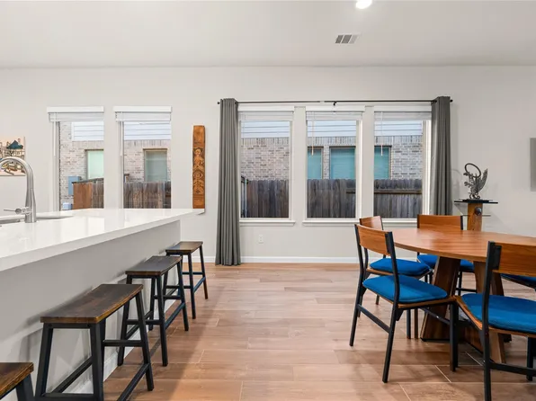 138 Reef Band Dr, Kyle, TX 78640