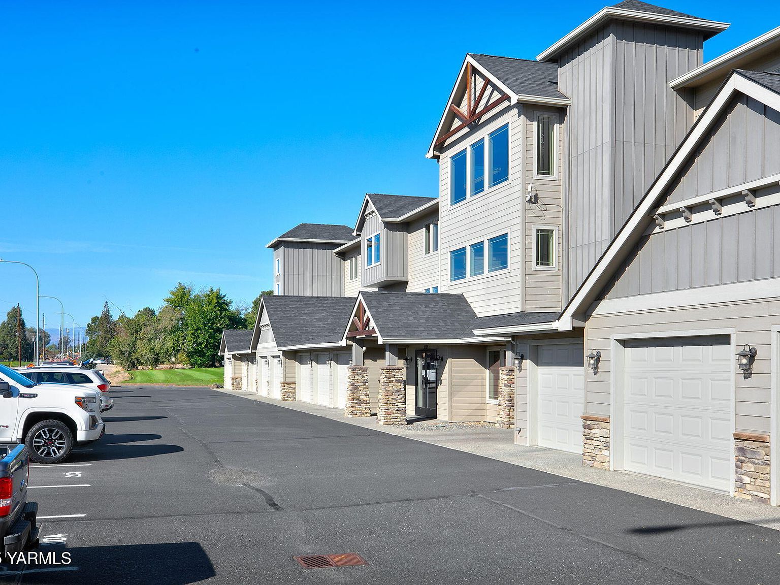 8905 Occidental Rd UNIT 301A