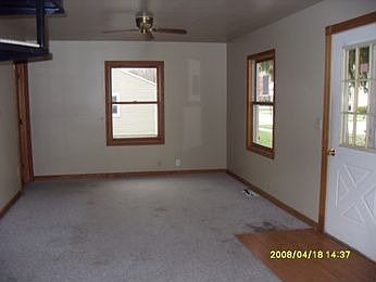 2nd image of 340 E South St