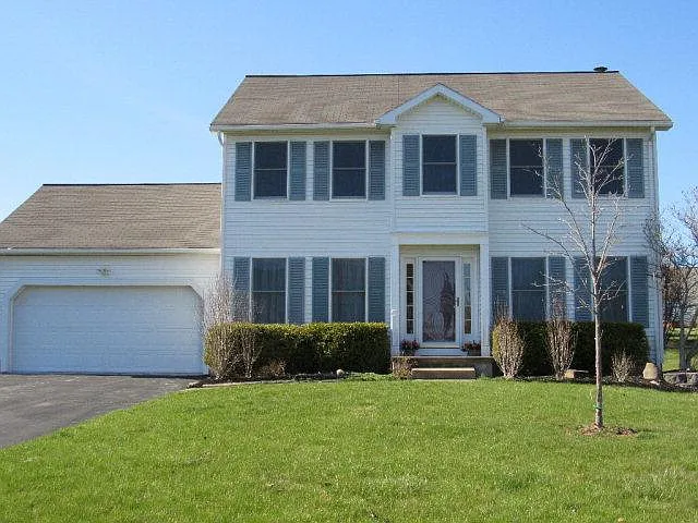 1054 Chatham Ln photo 1