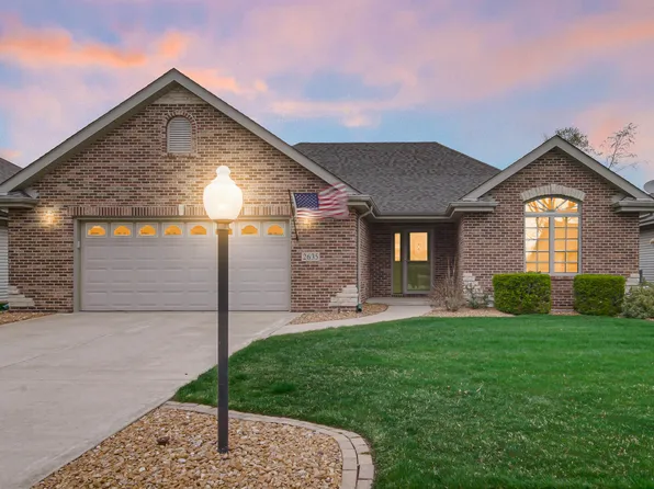 2635 43rd St, Highland, IN 46322