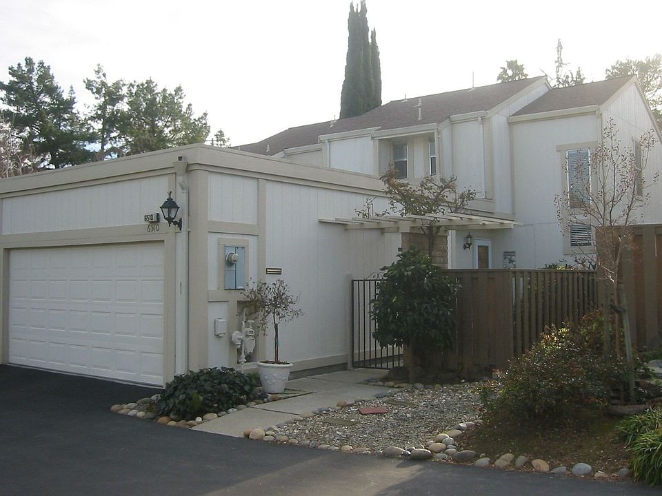 1st image of 6510 Oak Manor Plz