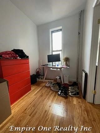 5th image of 165 Montrose Ave #4C