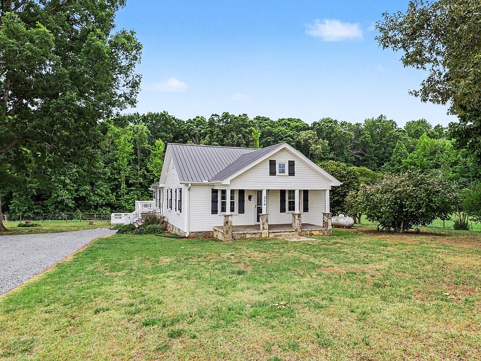 1st image of 216 Clark Ln