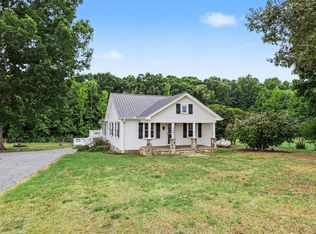 216 Clark Ln, Siler City, NC 27344