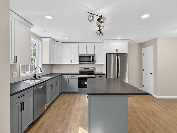 3rd image of 1465 Hooksett Road #360
