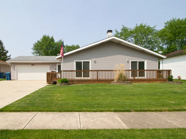 1230 Mallard Dr, Bradley, IL 60915