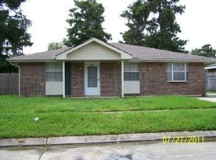 2736 Cardinal Dr, Marrero, LA 70072
