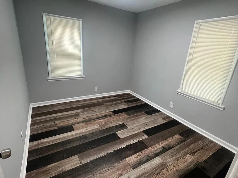 3290 Ralston Ave — Photo 5