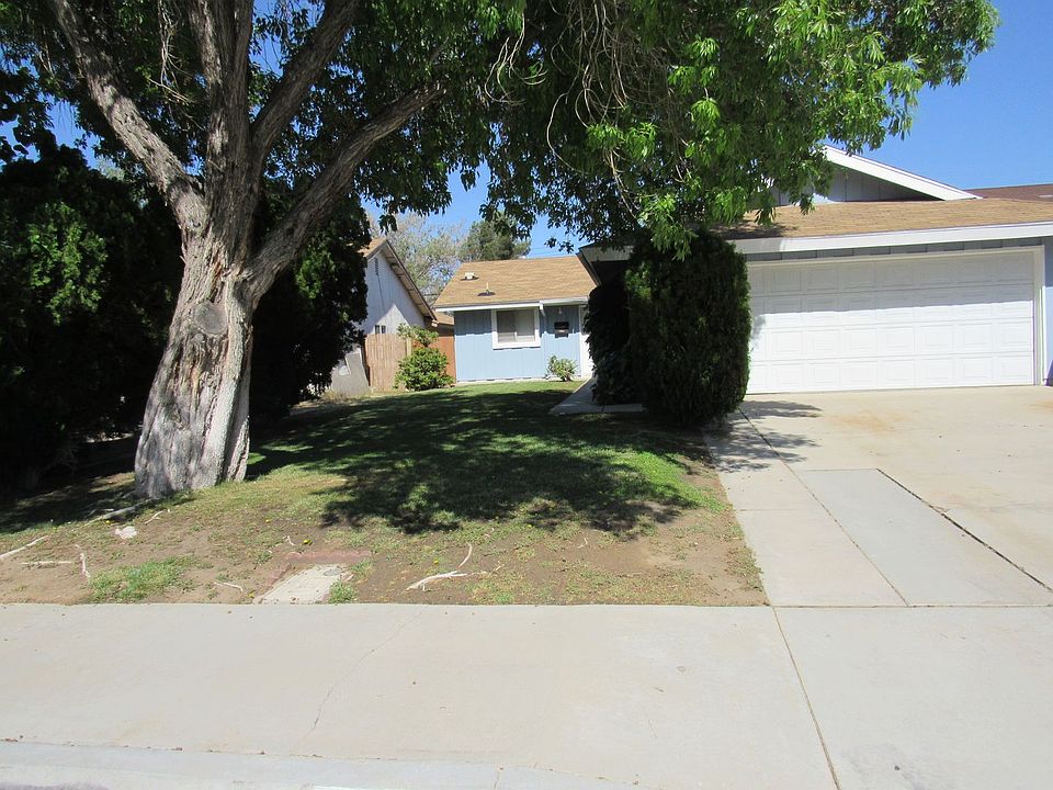 1st image of 44518 Watford Ave
