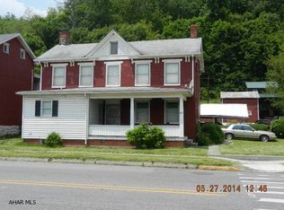 227 W Main St, Everett, PA 15537