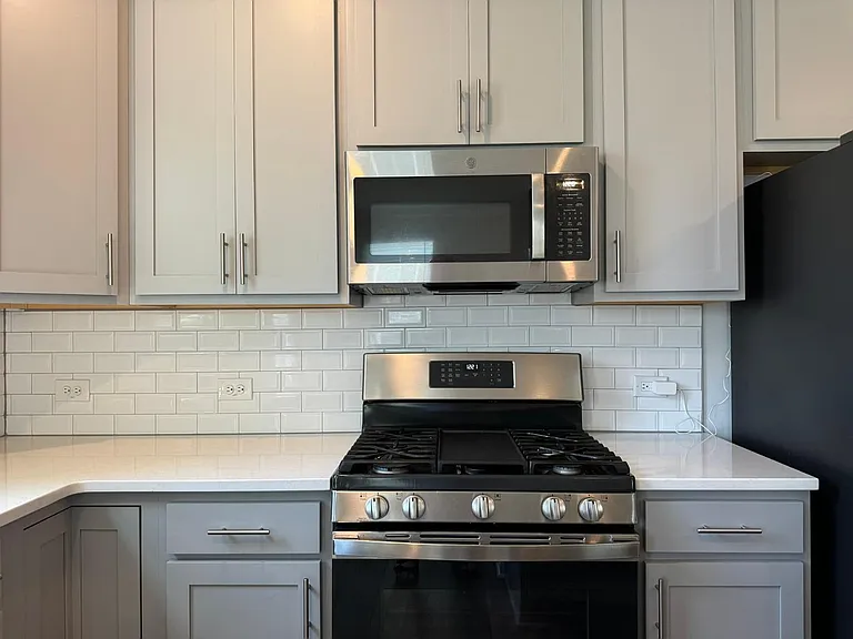2038 Strickland Oak Way — Photo 14
