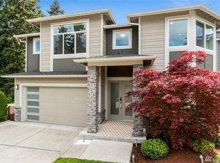 12722 NE 69th Dr, Kirkland, WA 98033