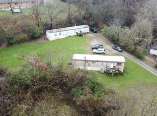 372 Longmire Rd, Clinton, TN 37716