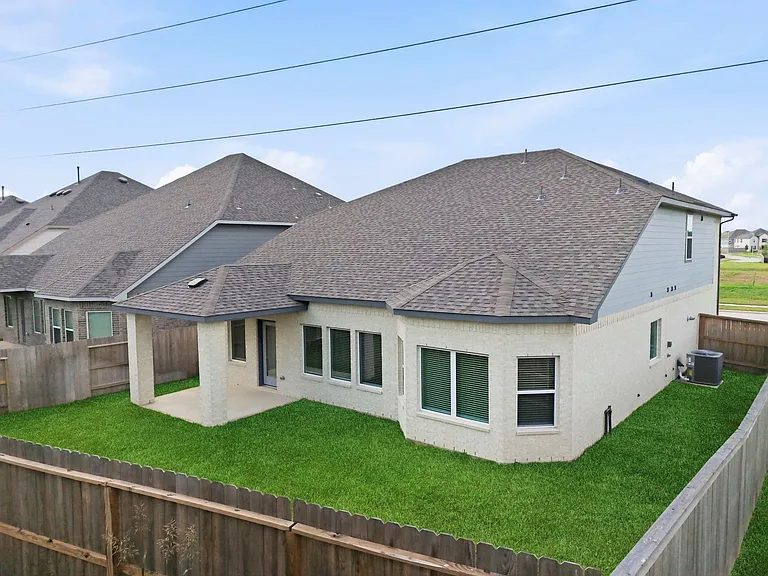 5403 Kingdom Heights Blvd — Photo 47
