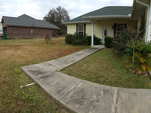 Walkway to front door