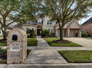 14315 Norhill Pointe Dr, Houston, TX 77044