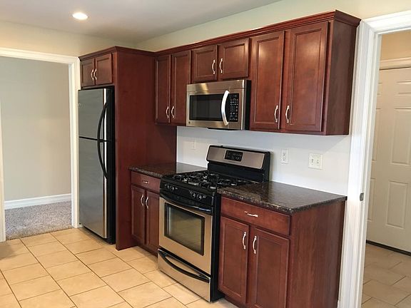 3rd image of 3778 Walden Ave