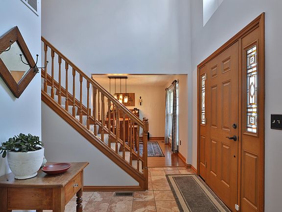 2nd image of 7801 Lanetta Ln