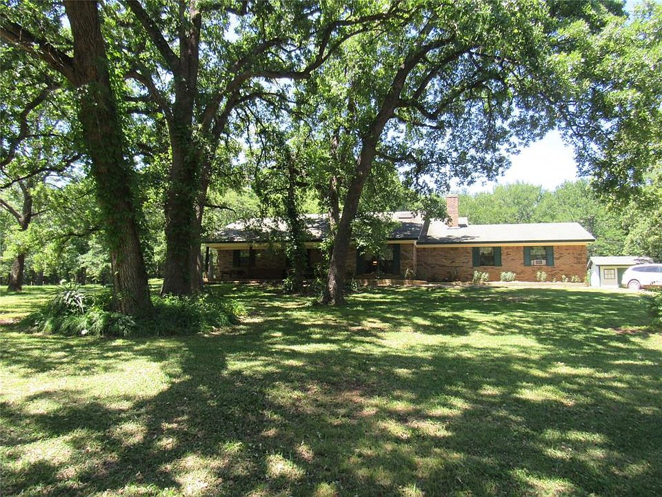 1st image of 82 Diana Dr
