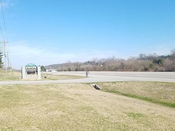 3rd image of 4741 Us Highway 411 S