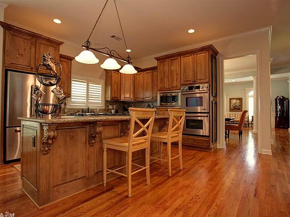 5th image of 45 Wellington Colony Dr