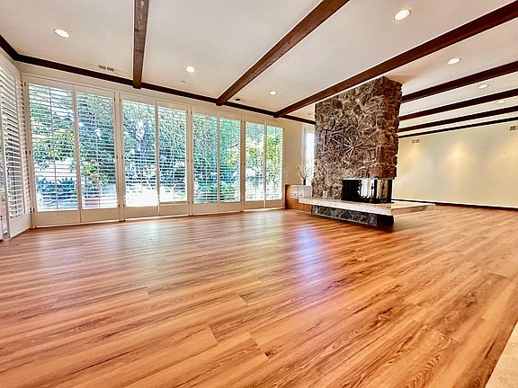 3rd image of 3026 Corda Dr