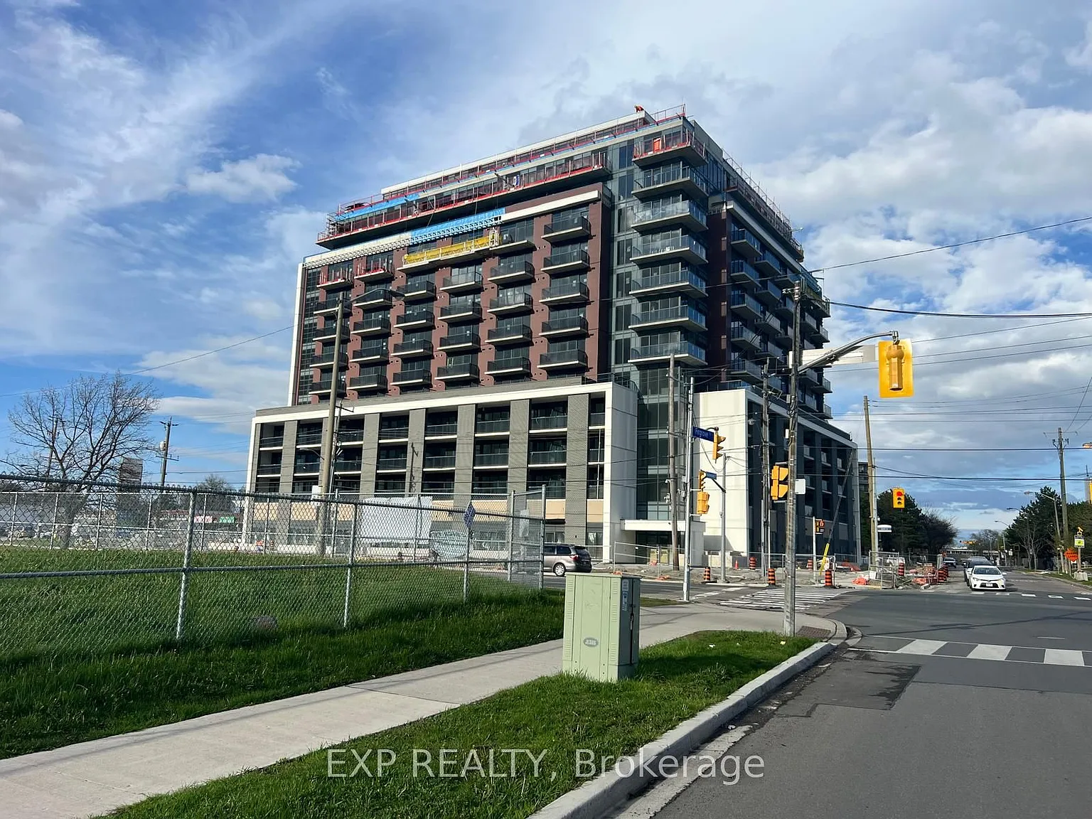 2 bed, $2,500 — Photo 2