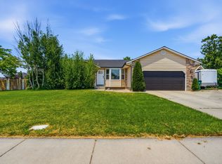 5586 W 10130 N, Highland, UT 84003