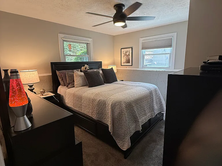 200 Pine Dr — Photo 5