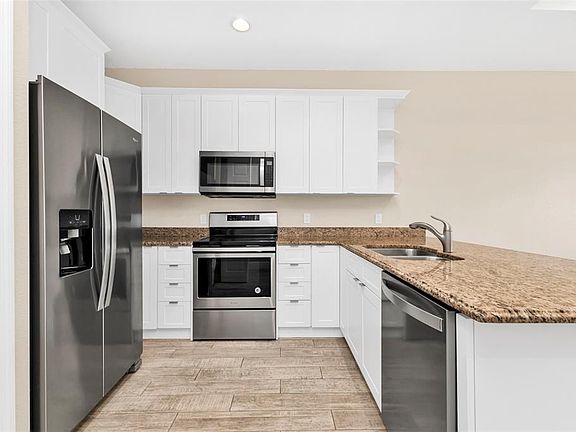 3rd image of 314 E GRACE STREET