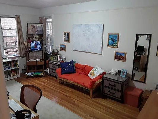 Rented by Chartwell Forest Hills Realty | media 23