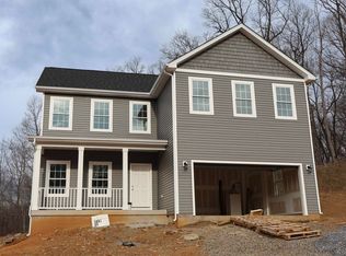 1431 Walnut Ridge Rd, Christiansburg, VA 24073