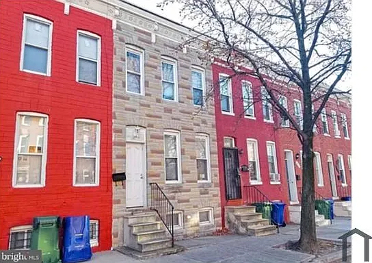 3 bed, $1,600 — Photo 2