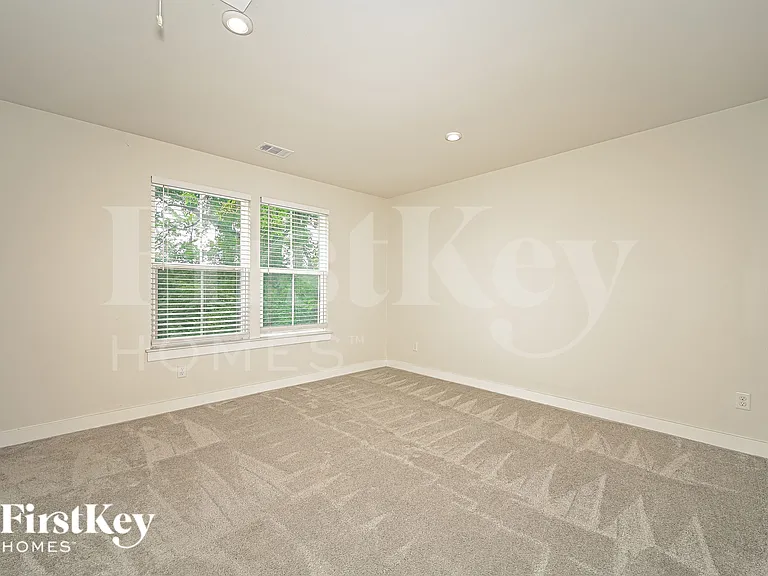 9601 Colton Rd — Photo 15