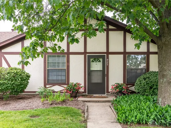 925 Pine Needles Dr, Dayton, OH 45458