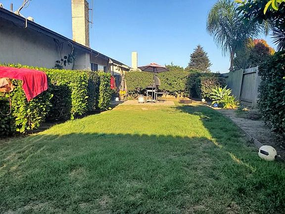 2nd image of 7136 Wallaby St