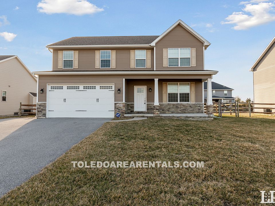 1st image of 26797 Woodmont Dr