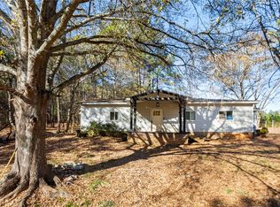 1516 Liberty Hwy, Six Mile, SC 29682