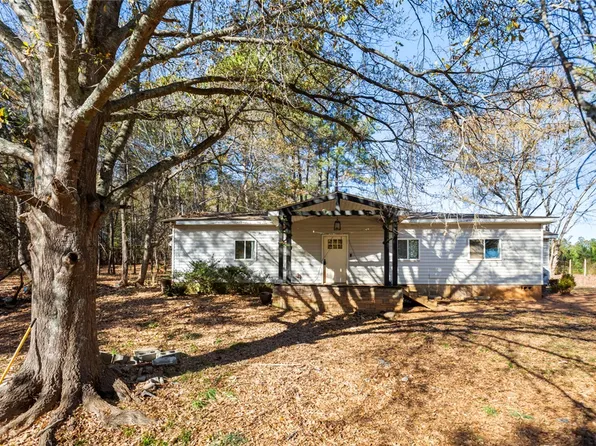 1516 Liberty Hwy, Six Mile, SC 29682