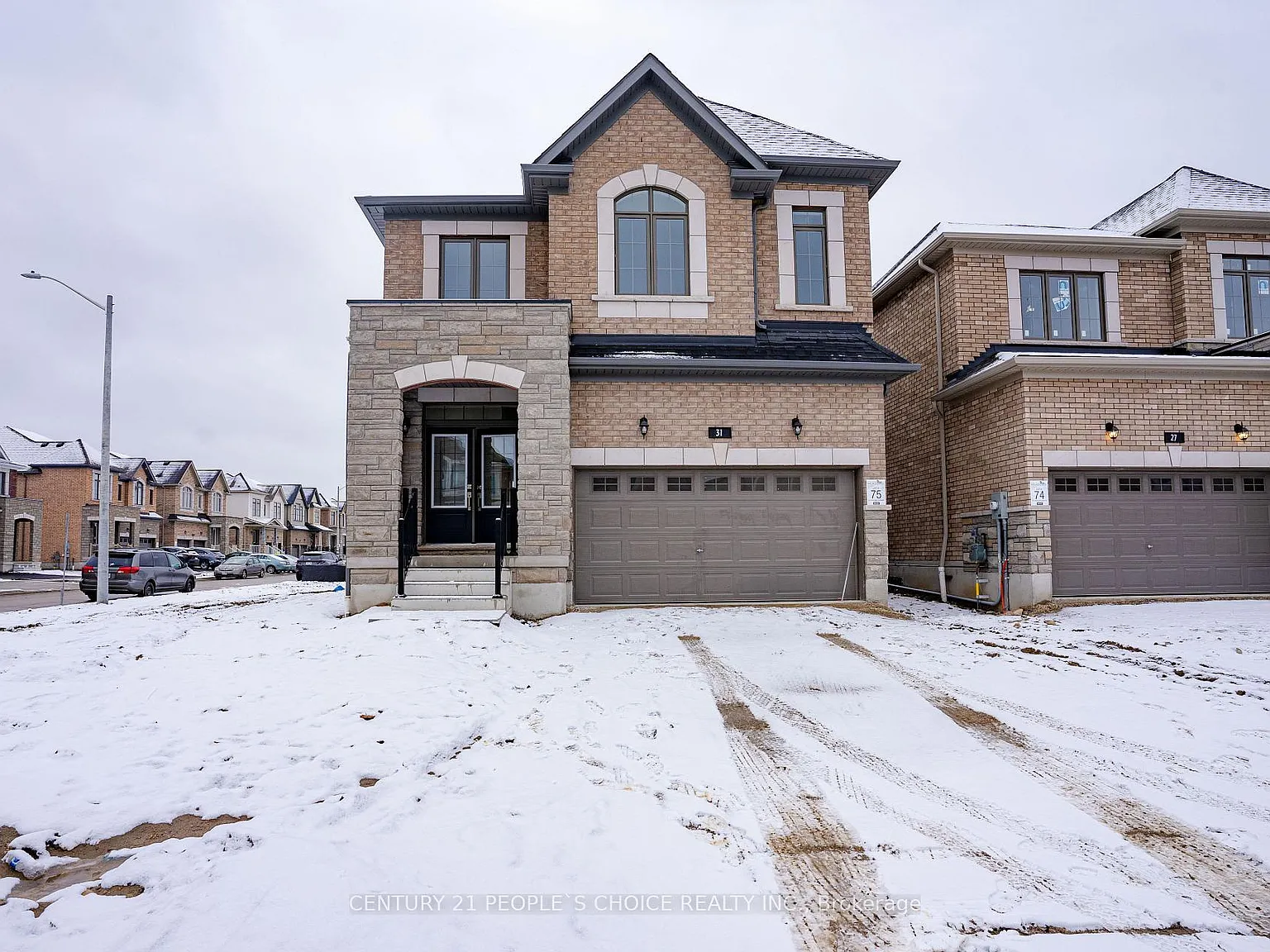 4 bed, $3,200 — Photo 1