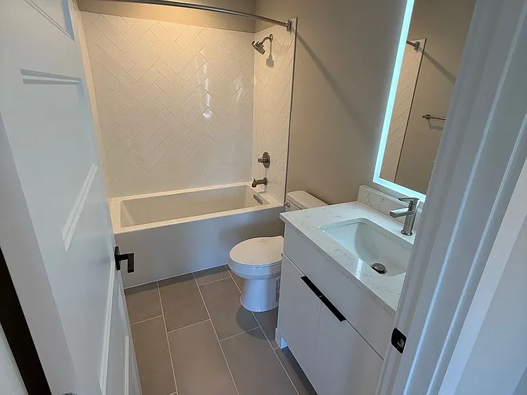 110 Frazier Ave — Photo 15