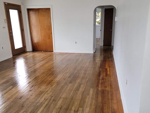 4th image of 624 Hodgson St