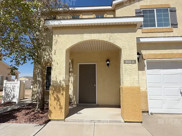 908A Mountain Laurel Cir SE, Albuquerque, NM 87116